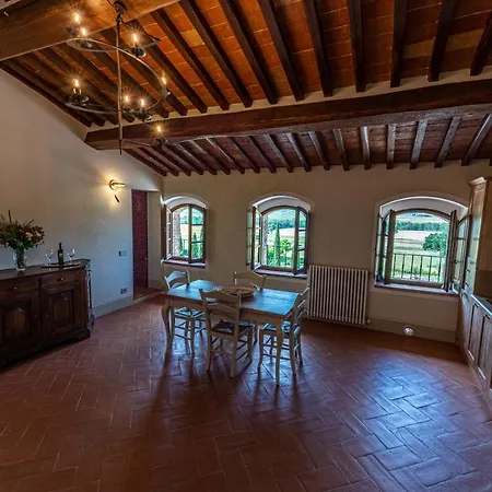 Castello La Grancia Di Spedaletto Séjour à la ferme