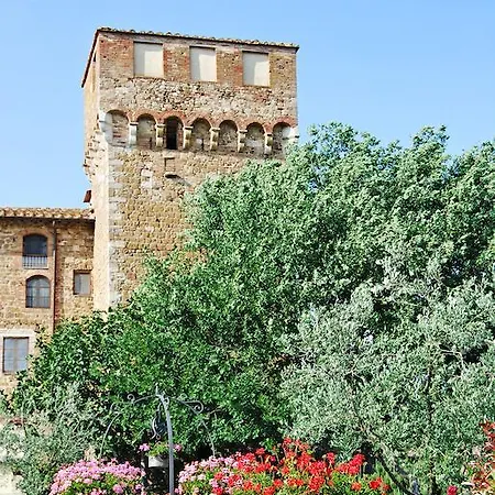 Çiftlik konaklama Castello La Grancia Di Spedaletto *