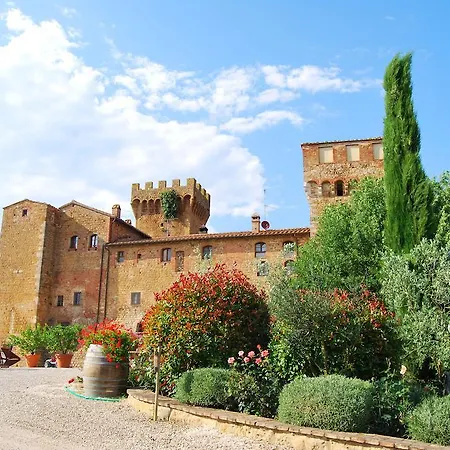 Castello La Grancia Di Spedaletto Pienza